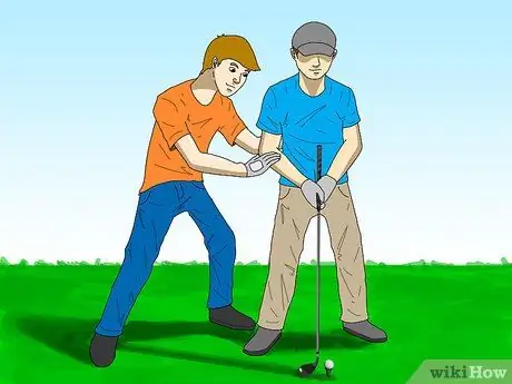 Aprende a jugar al golf Paso 5