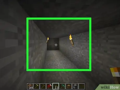 Nrhiav thiab Mine Pob Zeb Diamond nrawm ntawm Minecraft Kauj Ruam 4