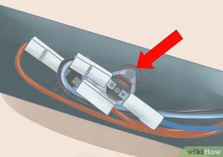 Changer l'élément chauffant dans une sécheuse Étape 4