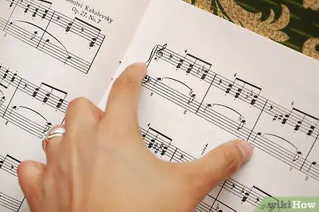 Aprenda una pieza de piano rápidamente Paso 1