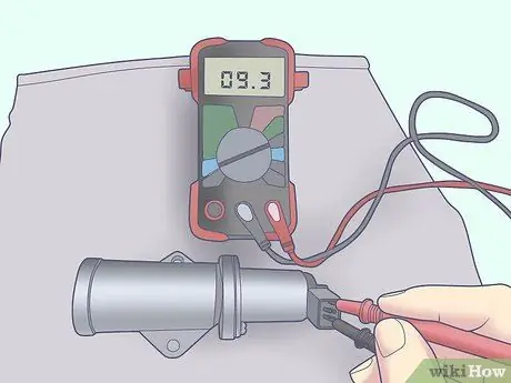Comproveu una vàlvula de control d’aire de ralentí Pas 5