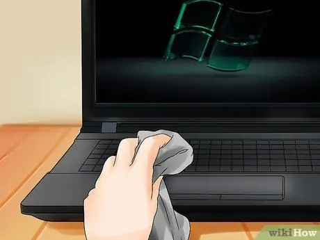 Retten Sie Ihren Laptop nach einem Wasserschaden mit Rice Step 5