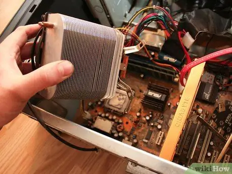 แก้ไขความร้อนสูงเกินไปของคอมพิวเตอร์ที่เกิดจาก Heat Sink ที่ถูกบล็อก ขั้นตอนที่ 4