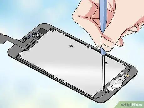 Reparar la pantalla de un iPhone Paso 16