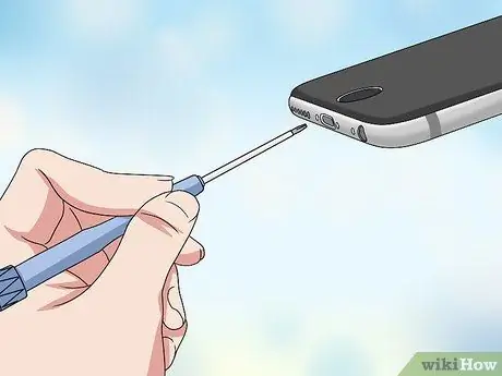 Fix an iPhone Screen Step 1