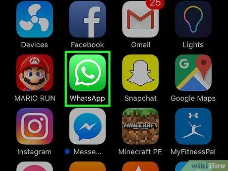 Fénykép, videó vagy hangüzenet küldése a WhatsAppon 1. lépés