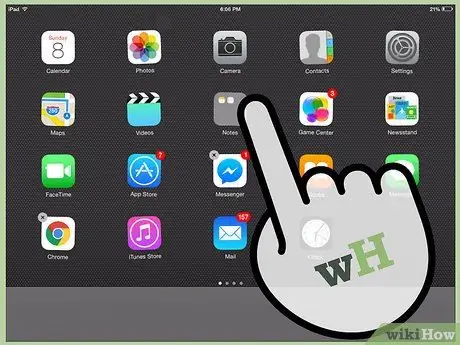 Crear carpetas para aplicaciones en la pantalla de inicio de un iPad Paso 5