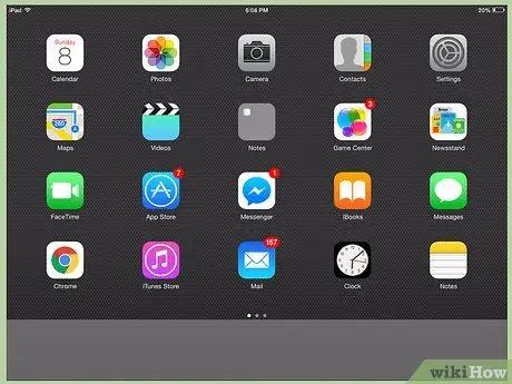 Crear carpetas para aplicaciones en la pantalla de inicio de un iPad Paso 9