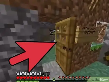 Minecraft Step 6. में एक दरवाजा बनाएं