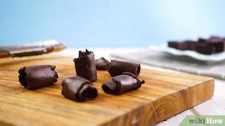 Faire des boucles de chocolat Étape 17