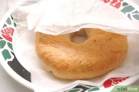 Fanya Bagel iliyohifadhiwa iliyokamilika Hatua ya 1