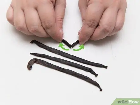 Use a Vanilla Bean Step 1