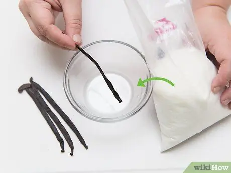 Use a Vanilla Bean Step 4