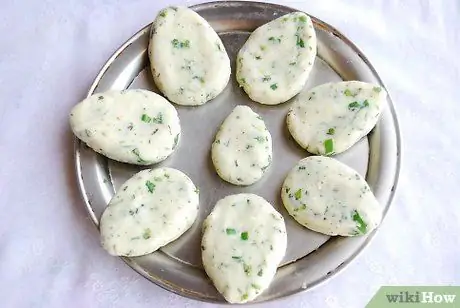 Membuat Kroket Kentang Langkah 3