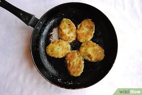 ทำ Croquettes มันฝรั่งขั้นตอนที่ 6