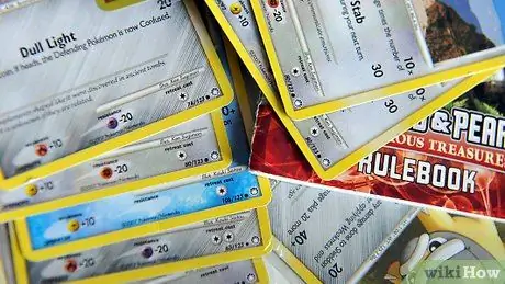 Organitzeu les cartes Pokémon Pas 1