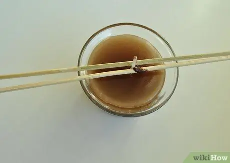 Faire une bougie parfumée à la cannelle Étape 6