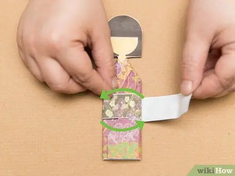 Membuat Origami Gadis Kimono Langkah 12