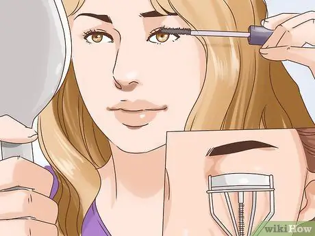 Avoid Making Makeup Mistakes Step 12