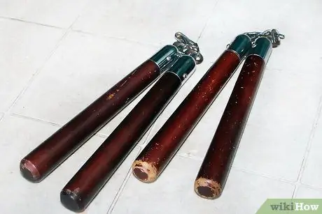 Fanya ujanja na Nunchucks Hatua ya 1