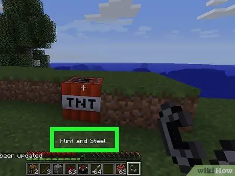 Minecraft 7 -bosqichida TNTni portlatish