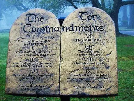 The Ten Commandments 48024839