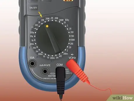 Använd Digital Multimeter Steg 2