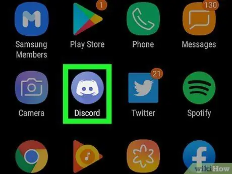 قم بدعوة الأشخاص إلى خادم Discord على نظام Android الخطوة 1