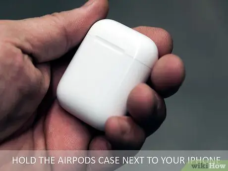 Susiekite „AirPod“su „iPhone“3 veiksmas