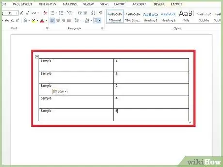 Afegiu una altra fila al pas 1 de Microsoft Word