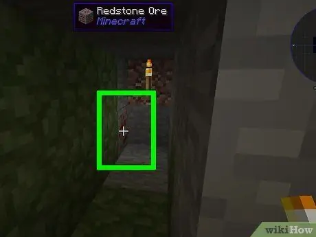 Mine Redstone în Minecraft Pasul 13