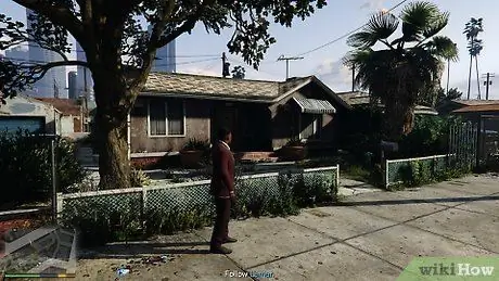 รับสุนัขใน GTA V ขั้นตอนที่ 1