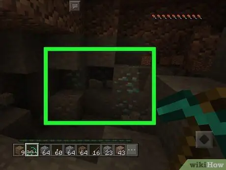 Krijg onbeperkt diamanten, goud en ijzer op Minecraft PE Stap 7