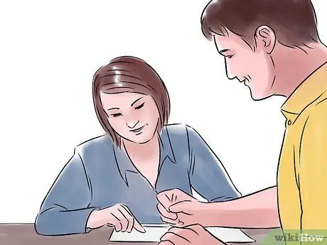 Mag-withdraw ng Pera mula sa isang Savings Account Hakbang 4