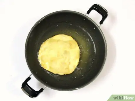 Κάντε το Bhatura Step 17