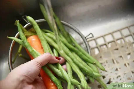 Faire cuire des légumes à la vapeur au micro-ondes Étape 2