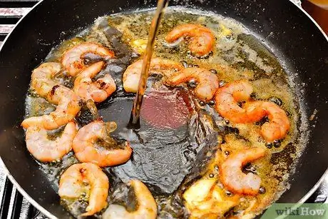 Shrimp Scampi Step 8ди даярдаңыз