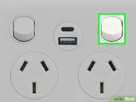 Լիցքավորեք iPod Shuffle Քայլ 4