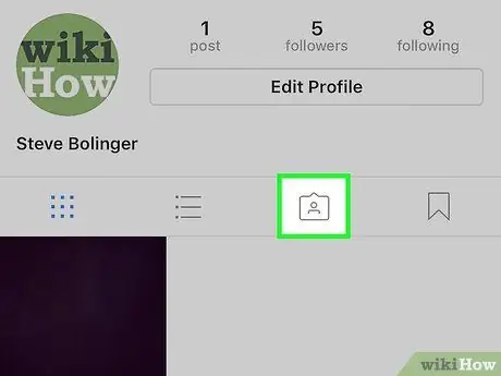 طلب الموافقة ليتم وضع علامة على صور Instagram الخطوة 3