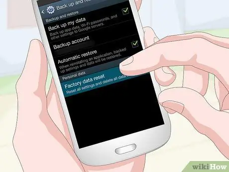 Resetați un Samsung Galaxy S3 Pasul 4